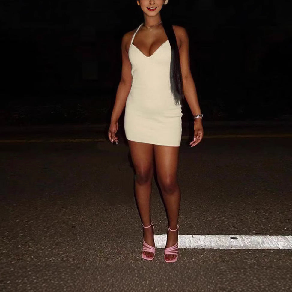 Fashion Couture sleeveless V-neck bodycon dress, close-up showing fitted silhouette and smooth fabric for stylish evening wear.
