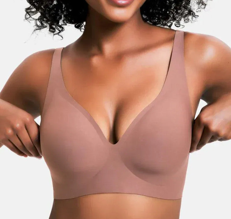 Seamless wireless comfort bra by Fashion Couture, shapewear, designed for everyday support and invisible under clothing.